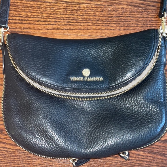Vince Camuto VC-POSIE-CB Leather Crossbody Bag Black - Picture 3 of 6